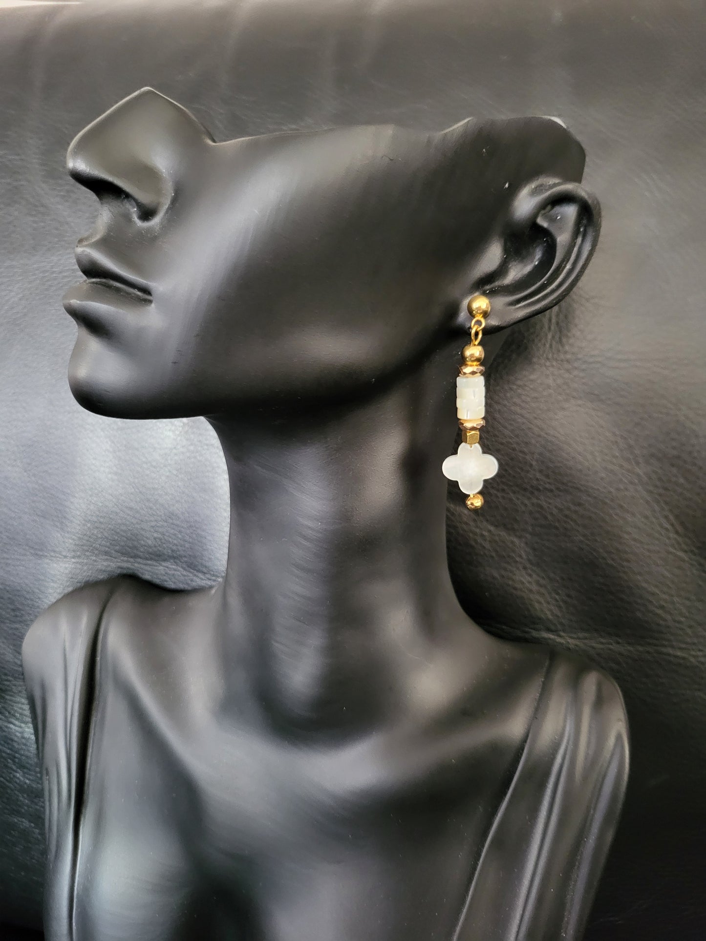 Boucles d'oreilles Clover en nacre et acier inoxydable