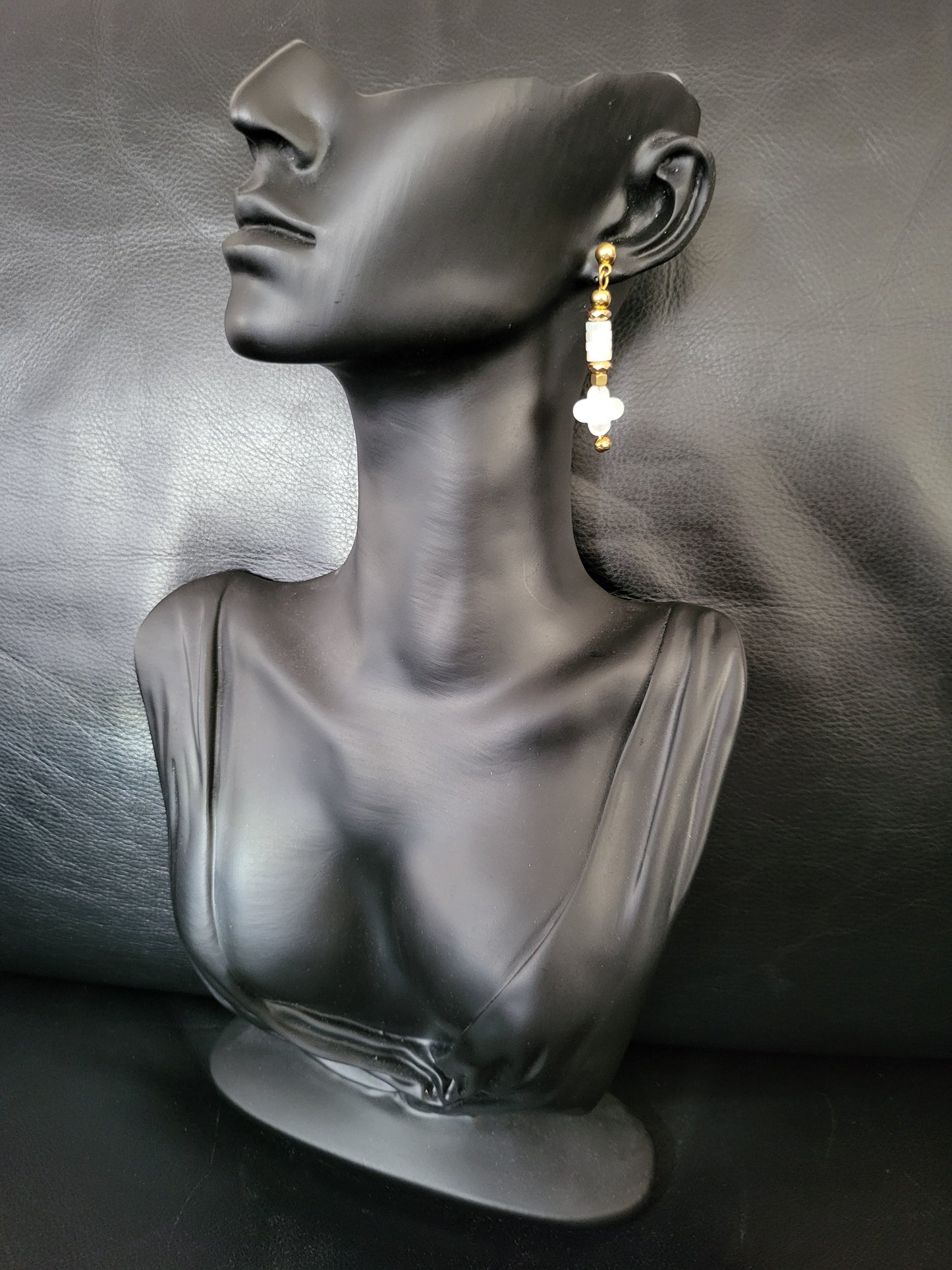 Boucles d'oreilles Clover en nacre et acier inoxydable