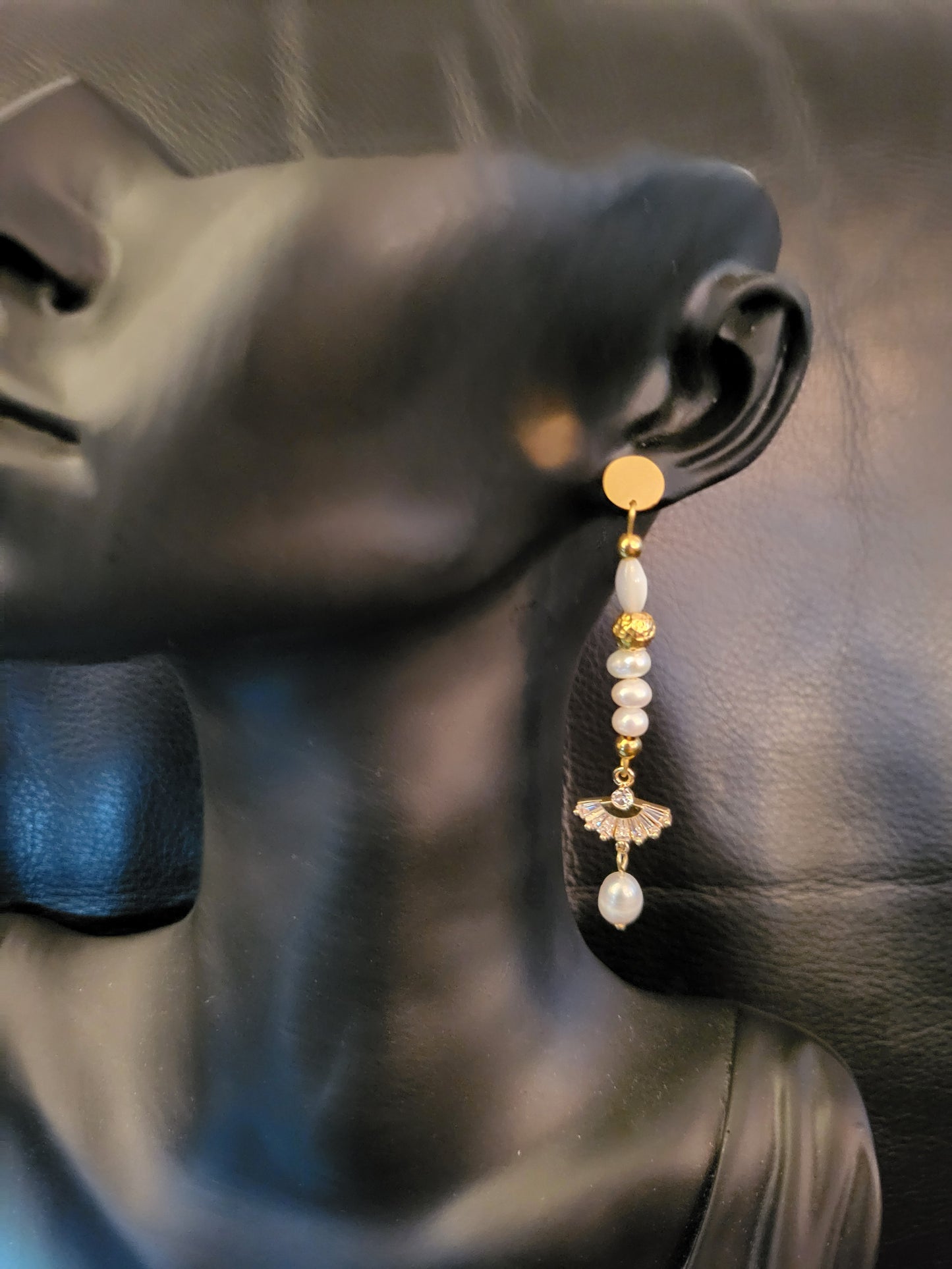 Boucles d'oreilles Fanny en perle naturelle et acier inoxydable