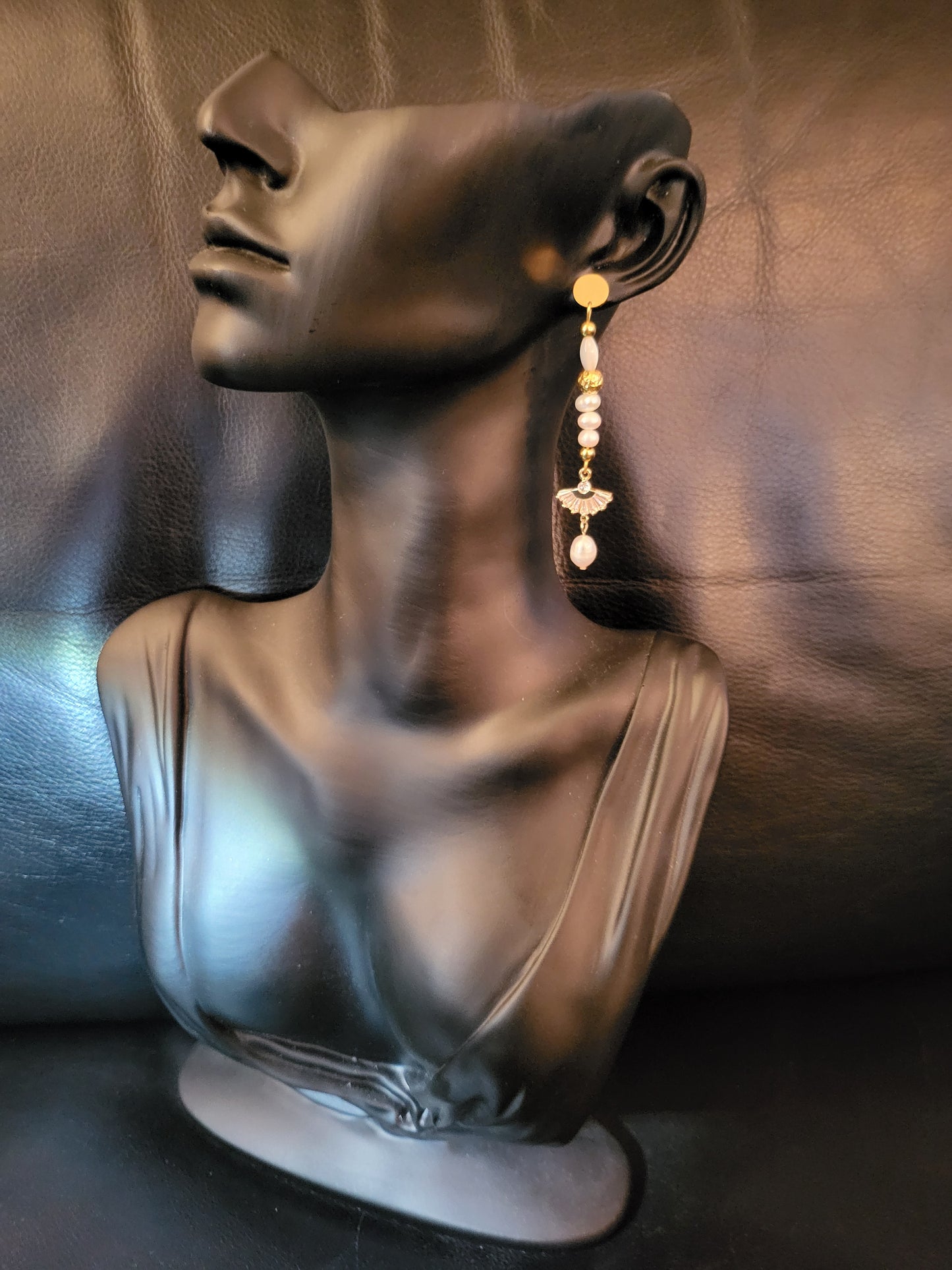 Boucles d'oreilles Fanny en perle naturelle et acier inoxydable