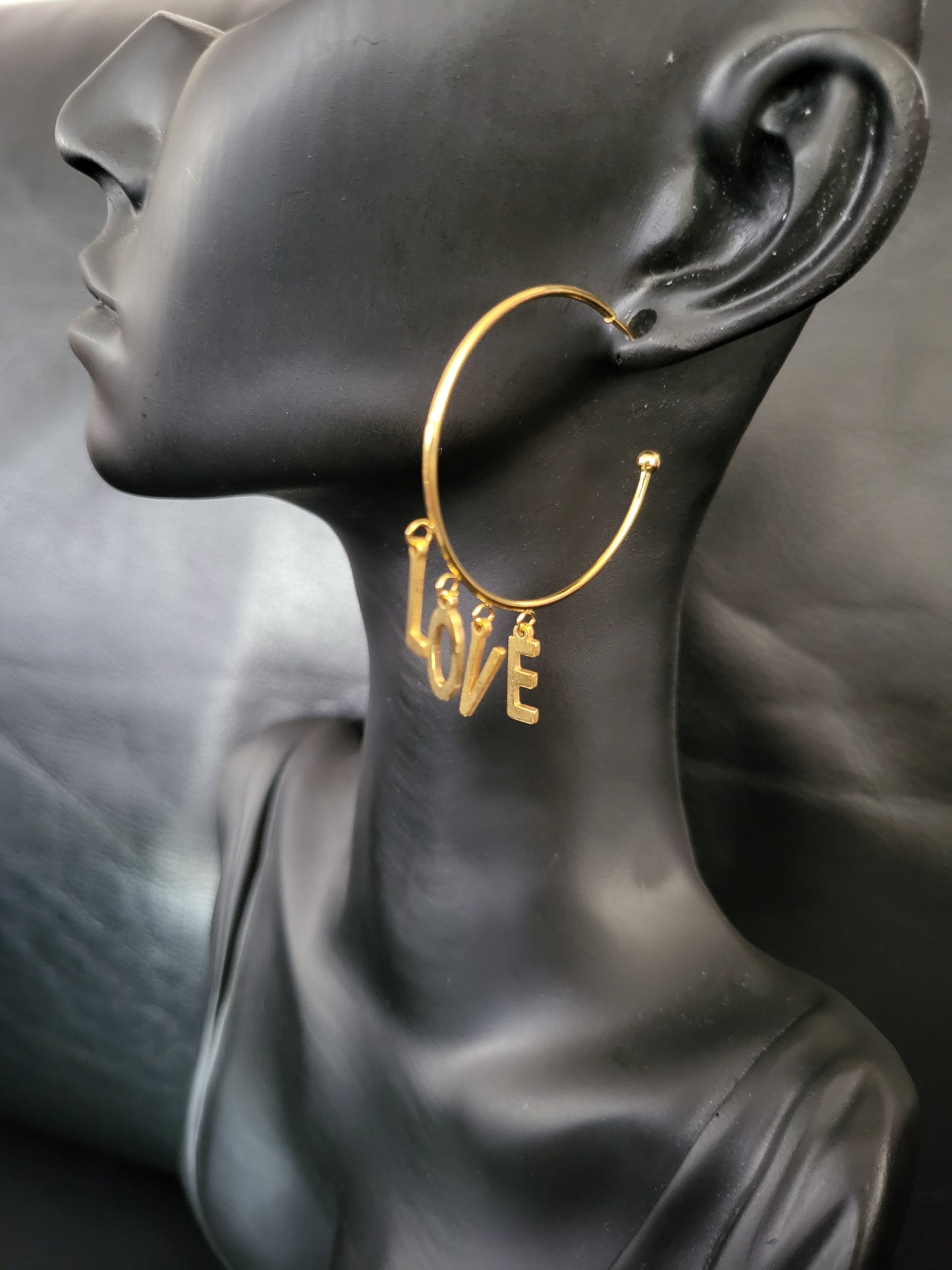 Boucles d'oreilles Love en acier inoxydable