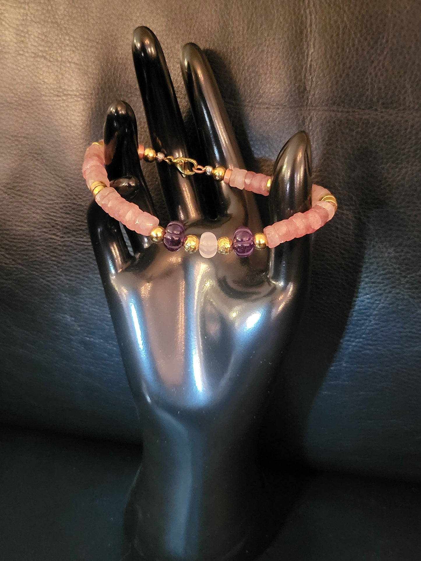 Bracelet Rosalie en perles de quartz fraise, améthyste et quartz rose